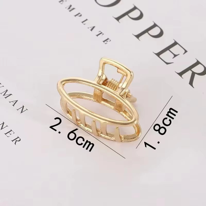 Fashion Hollow Heart Metal Hair Claw Clips Simple Non Slip Mini Gold Geometric Bangs Barrettes Hair Jaws for Women Girls Daily